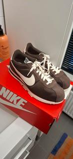 Nieuwe Nike cortez bruin maat 43, Ophalen of Verzenden, Nieuw, Bruin