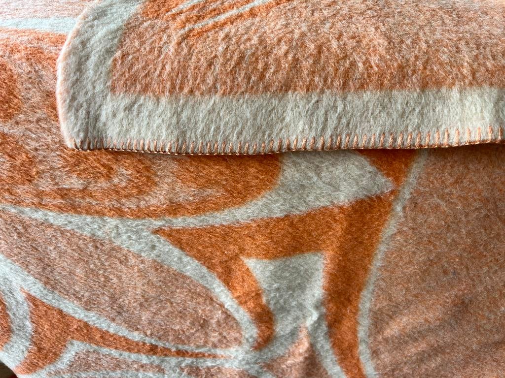 Mooie vintage wollen deken in wit oranje, Ophalen of Verzenden, Zo goed als nieuw