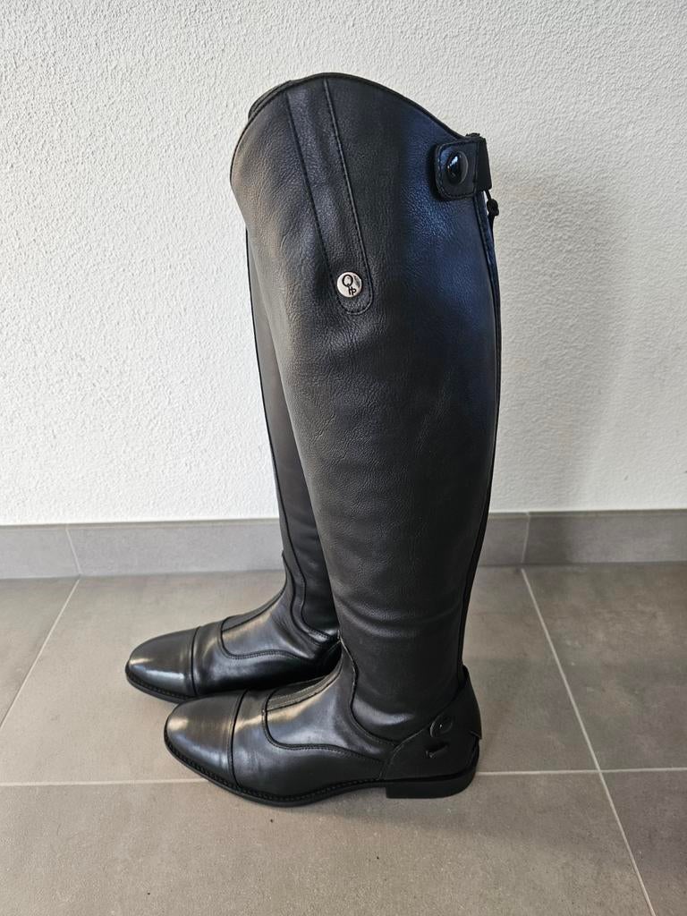 QHP Nieuwe Zwarte Leren Heren Paardrijlaarzen, maat 43, Dieren en Toebehoren, Paardrijkleding, Ophalen of Verzenden, Nieuw, Dressuur