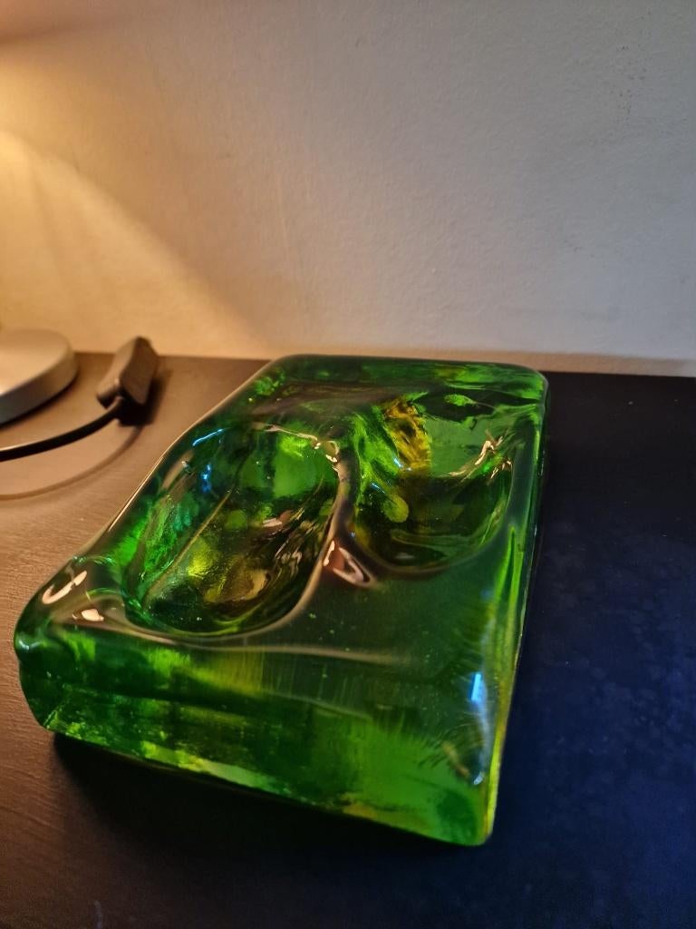 murano sigaren asbak uraniumglas, Ophalen