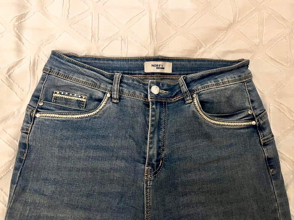 Norfy Denim Jeans lichtblauw maat 40, Ophalen of Verzenden, Zo goed als nieuw, Blauw, W30 - W32 (confectie 38/40)