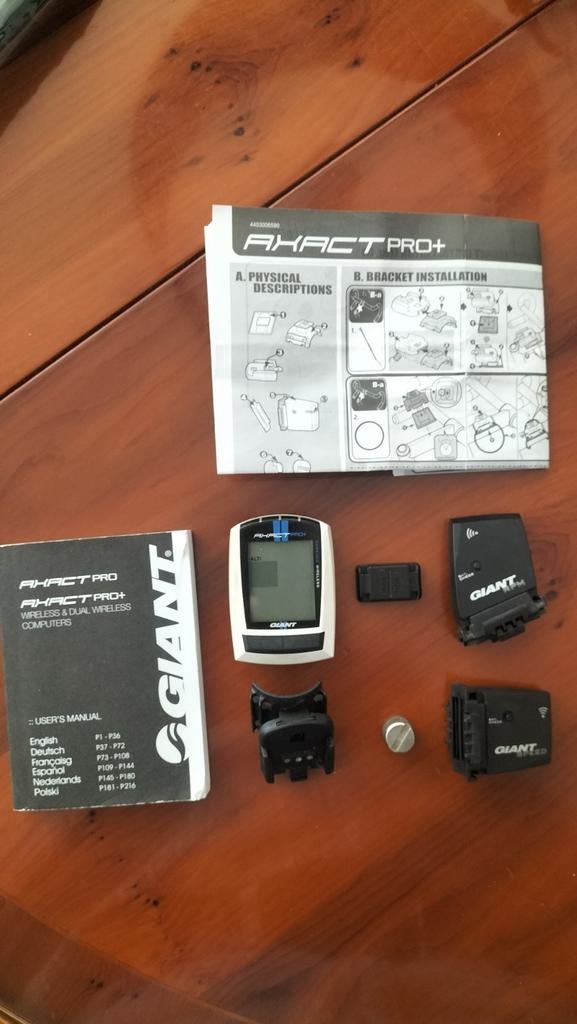 Giant Axact Pro+ fietscomputer, Fietsen en Brommers, Fietsaccessoires | Fietscomputers, Ophalen of Verzenden, Snelheidssensor
