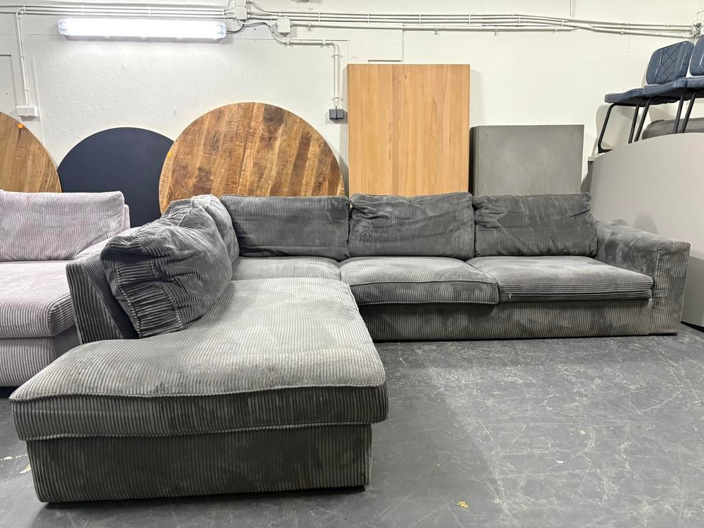 Antracieten Ribstof Hoekbank, Huis en Inrichting, Banken | Bankstellen, Ophalen of Verzenden, Zo goed als nieuw, 150 cm of meer