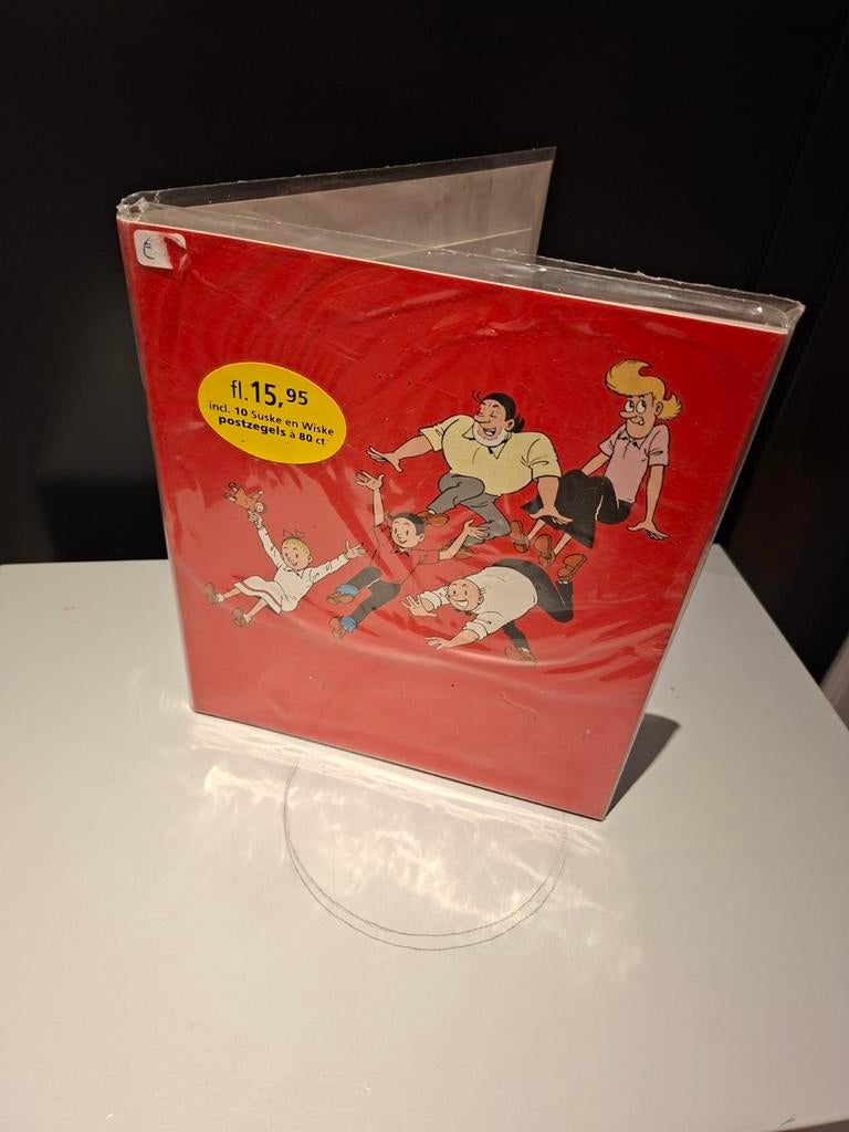 Suske en wiske kaarten met enveloppen en postzegels, Verzamelen, Stripfiguren, Ophalen, Suske en Wiske