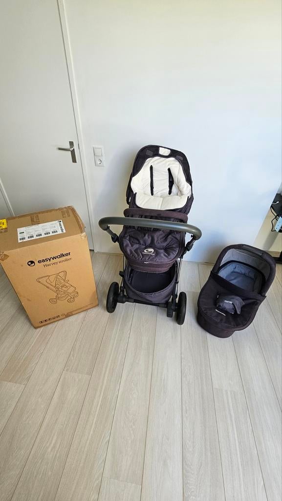 Easywalker Harvey Stroller met Reiswieg - Zo goed als nieuw, Kinderen en Baby's, Kinderwagens en Combinaties, Overige merken, Ophalen of Verzenden