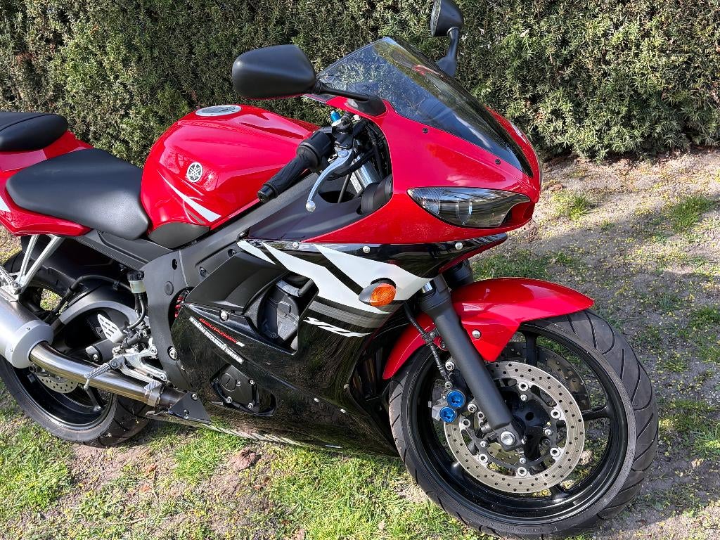 Yamaha R6 (echt uniek mooie staat), Motoren, Motoren | Yamaha, Particulier, Super Sport, meer dan 35 kW, 4 cilinders, Motorrijbewijs A