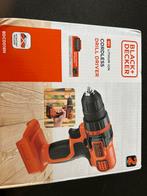 Black&Decker accuboormachine, Doe-het-zelf en Verbouw, Gereedschap | Boormachines, Ophalen of Verzenden, Nieuw, Boor- en Schroefmachine
