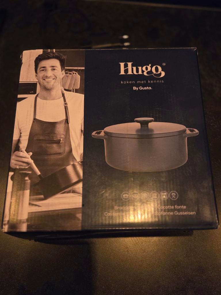 Hugo by Gusta Gietijzeren Braadpan / Cocotte - Ø24cm - NIEUW, Ophalen of Verzenden, Nieuw, Gietijzer, Koekenpan of Braadpan