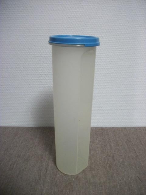 Tupperware Spaghetti Bus ( lichtblauw deksel ), Huis en Inrichting, Keuken | Tupperware, Ophalen of Verzenden, Gebruikt, Overige typen