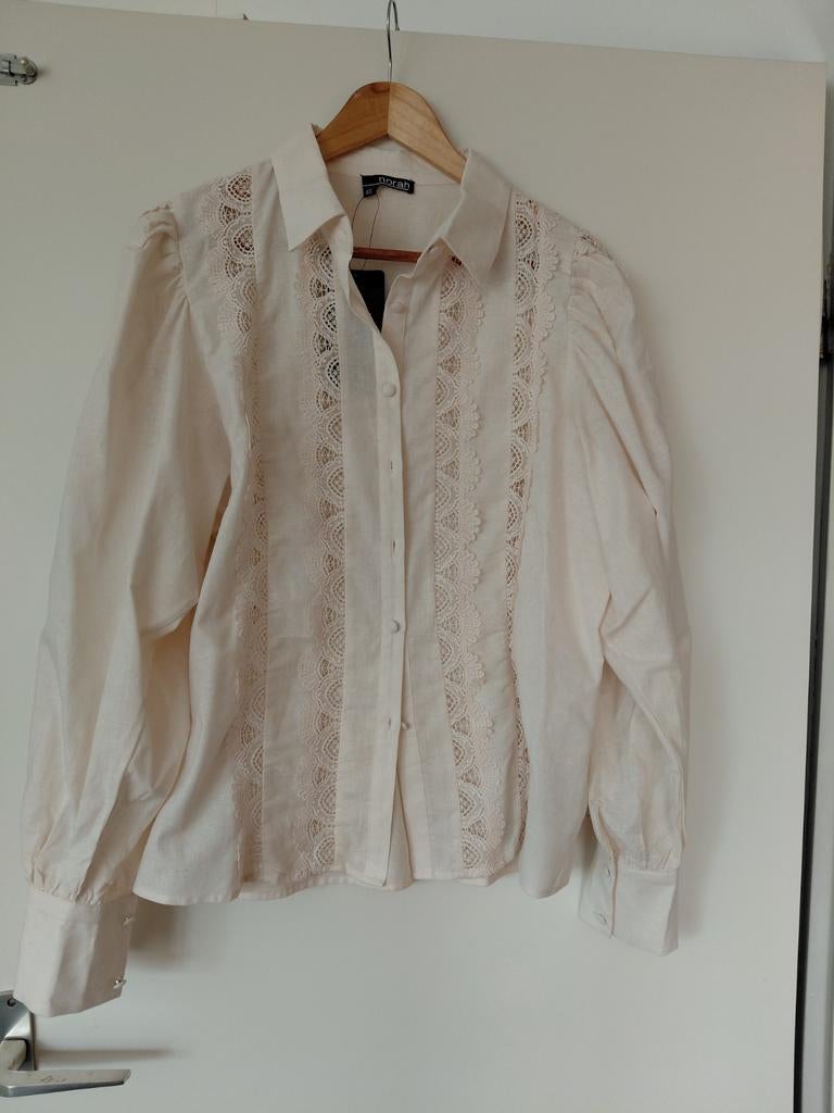 Romantische crème kleurige blouse maat 40 nieuw, Ophalen of Verzenden, Nieuw, Maat 38/40 (M), Beige