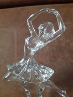 Kristal Beeld van Danseres, Ophalen