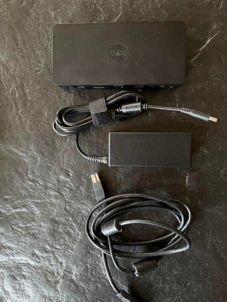 Dell Dock D3100, Computers en Software, Dockingstations, Ophalen of Verzenden, Zo goed als nieuw