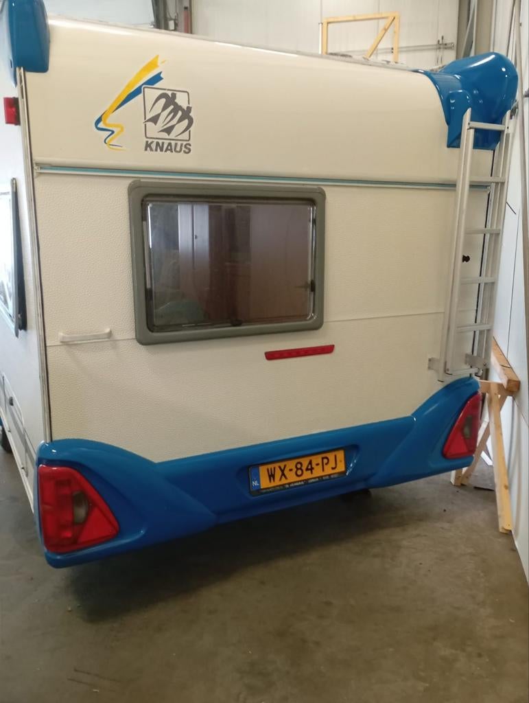 Knaus Blue Line 1999 - Nette caravan met luifel, Omvormbare zithoek, Rondzit, Particulier, Knaus