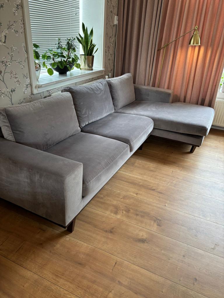 Lichtgrijze velours 3‑zits hoekbank met wasbare hoezen, Huis en Inrichting, Ophalen, 250 tot 300 cm, Gebruikt, Hoekbank