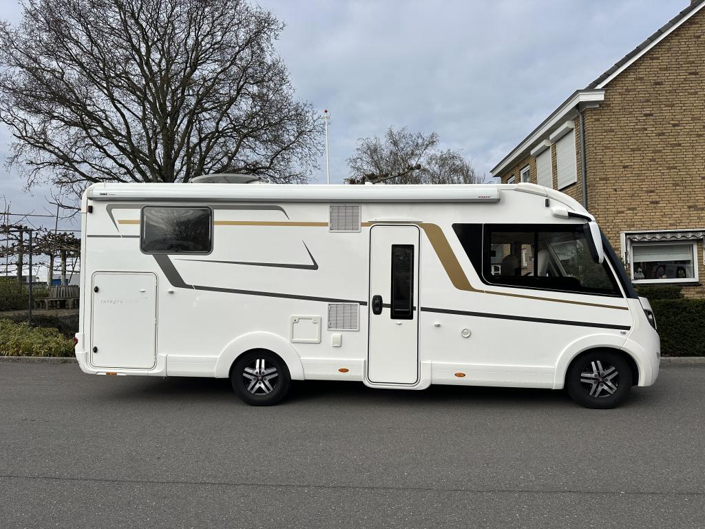 Eura Mobil Integra Line 720 QB VERKOCHT, Ringverwarming, Fiat, Airbags, 7 tot 8 meter