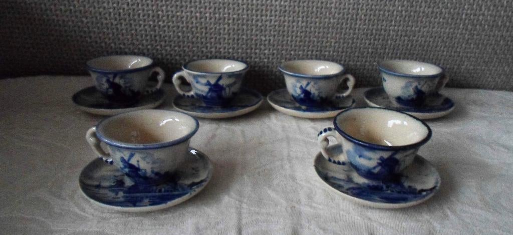 6 Kop en schotels. Delfts. Miniatuur., Antiek en Kunst, Ophalen of Verzenden