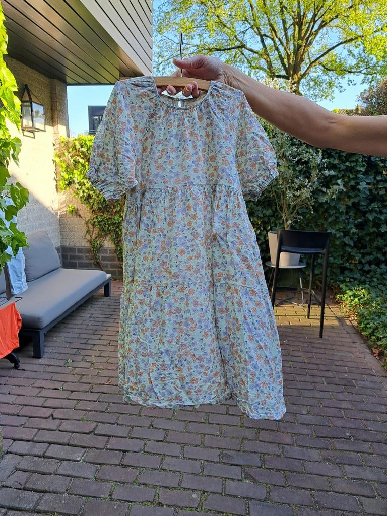 Soft Gallery meisjesjurk maat 8/128 - perfect voor de zomer, Kinderen en Baby's, Kinderkleding | Maat 128, Meisje, Zo goed als nieuw