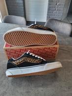 Vans Knu skool black leopard maat 46, Kleding | Heren, Schoenen, Zwart, Ophalen of Verzenden, Vans, Sneakers of Gympen