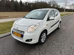 Suzuki Alto 1.0 Exclusive 2010 Wit, Auto's, Suzuki, Voorwielaandrijving, Euro 5, 4 stoelen, Metallic lak