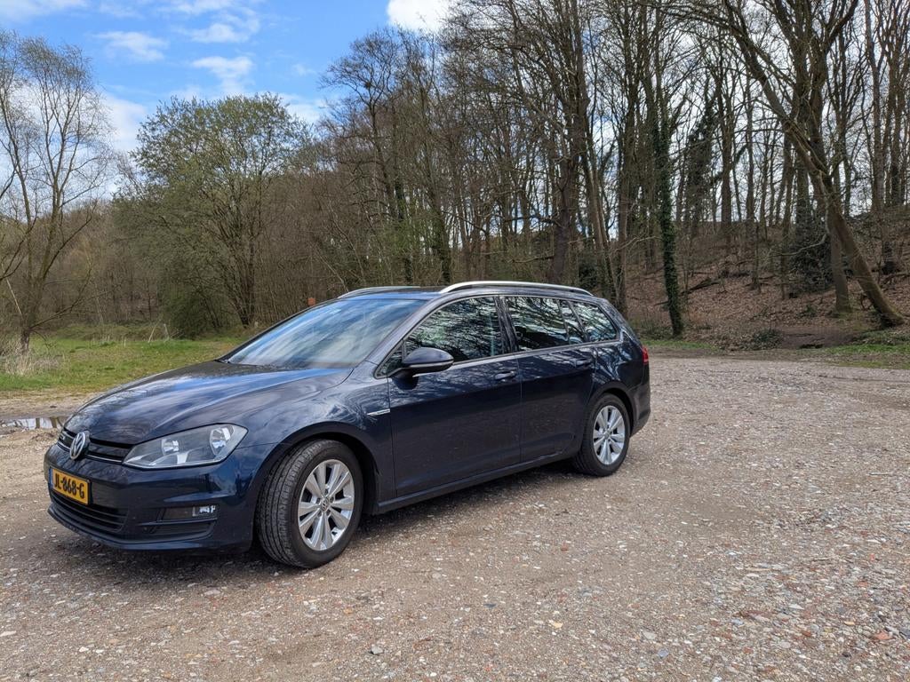 Volkswagen Golf 1.0 TSI 85KW Variant Dsg-7 2016 Blauw, Auto's, Stof, Zwart, Origineel Nederlands, Stationwagon