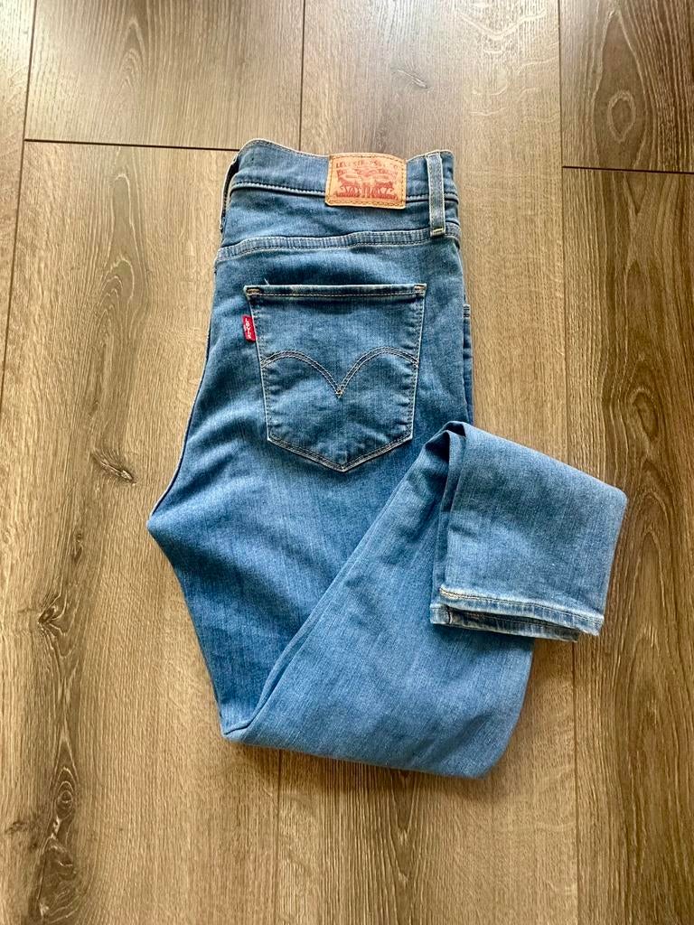 Levi’s 720 High Rise Skinny Jeans Size - 29, Kleding | Dames, Spijkerbroeken en Jeans, Gedragen, W28 - W29 (confectie 36), Blauw