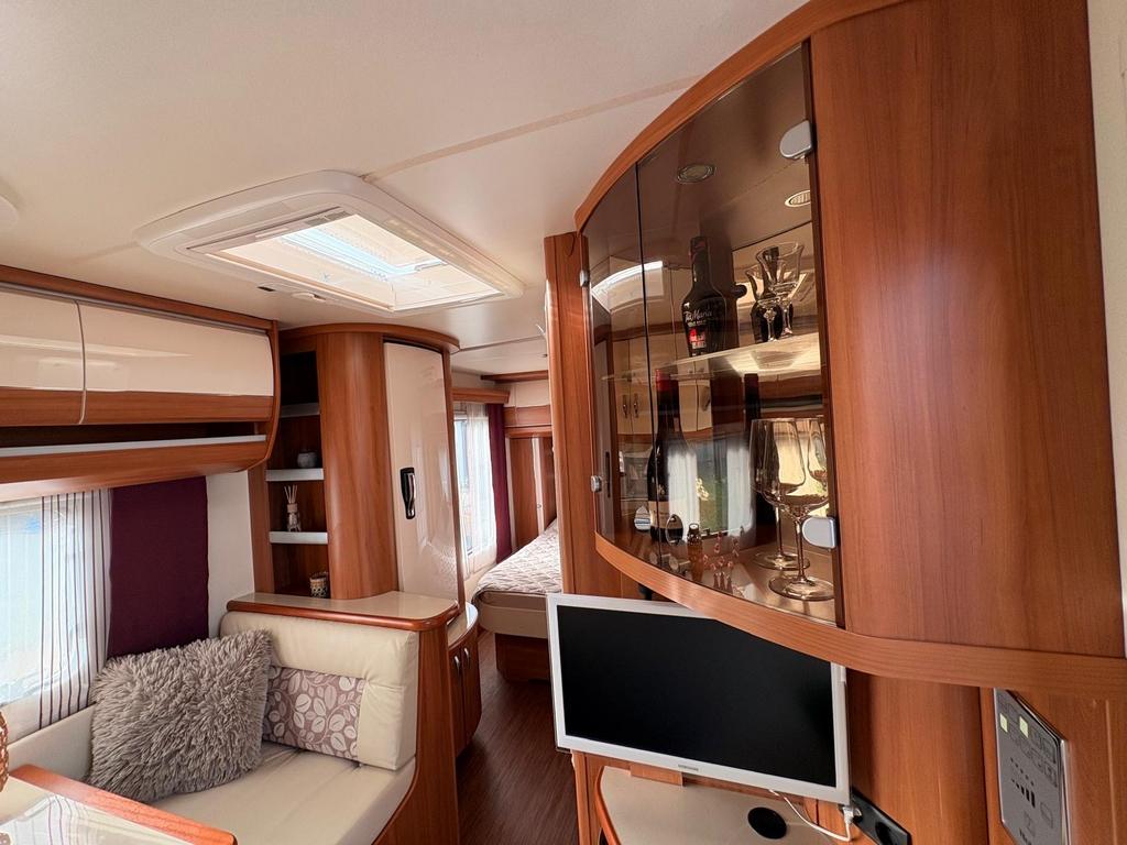 Tv voor Hobby caravan, Caravans en Kamperen, Caravan accessoires, Ophalen of Verzenden, Gebruikt