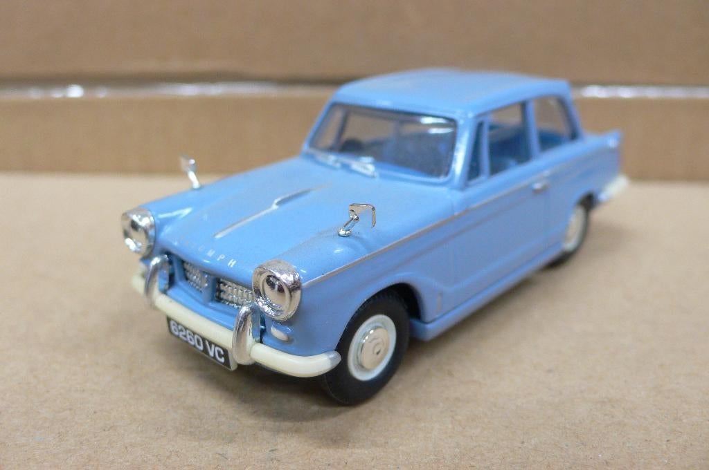 triumph  herald  - vanguards  1/43, Hobby en Vrije tijd, Modelauto's | 1:43, Verzenden, Nieuw, Auto, Vanguards