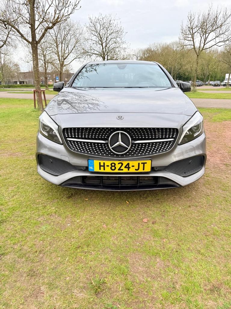 Mercedes-Benz A-Klasse A200 Motorsport Edition 200 Grijs, 1295 kg, 1595 cc, 19 km/l, Particulier