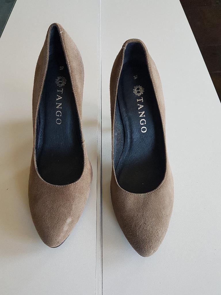 tango dames schoenen met hak maat 37, Tango, Beige, Ophalen of Verzenden, Zo goed als nieuw