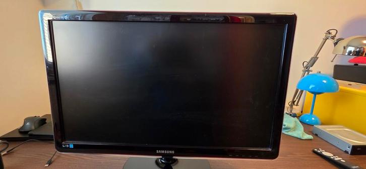 Samsung SA350 27 inch monitor, Computers en Software, Monitoren, Gebruikt, 60 Hz of minder, HDMI, VGA, Kantelbaar, LED, Full HD