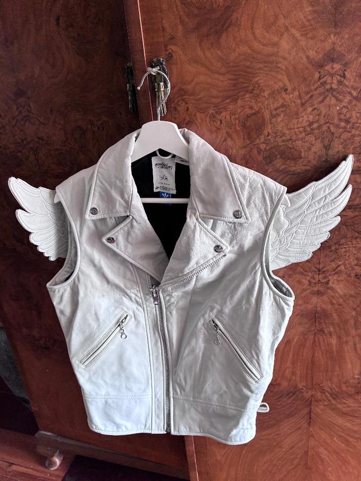 uniek jackje leer?, Kleding | Dames, Jasjes, Kostuums en Pakken, Gedragen, Jasje, Maat 38/40 (M), Wit, Ophalen of Verzenden