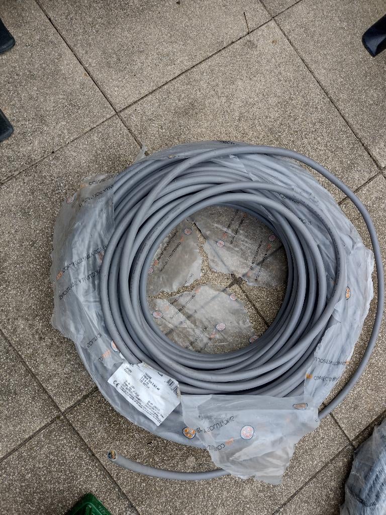 nieuw 75 meter draad, 3 aderig, Doe-het-zelf en Verbouw, Elektra en Kabels, Ophalen, Nieuw, Kabel of Snoer
