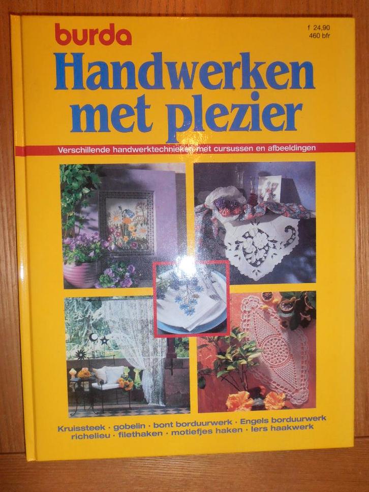Burda handwerken met plezier, Boeken, Hobby en Vrije tijd, Zo goed als nieuw, Breien en Haken, Ophalen of Verzenden