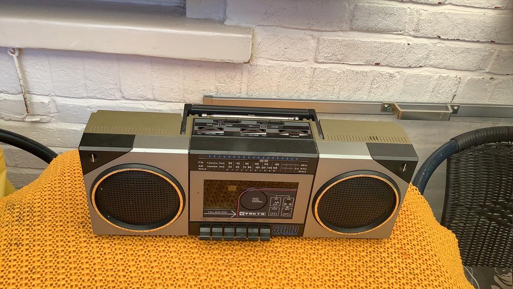 Radio cassete recorder vintage, Ophalen of Verzenden, Zo goed als nieuw