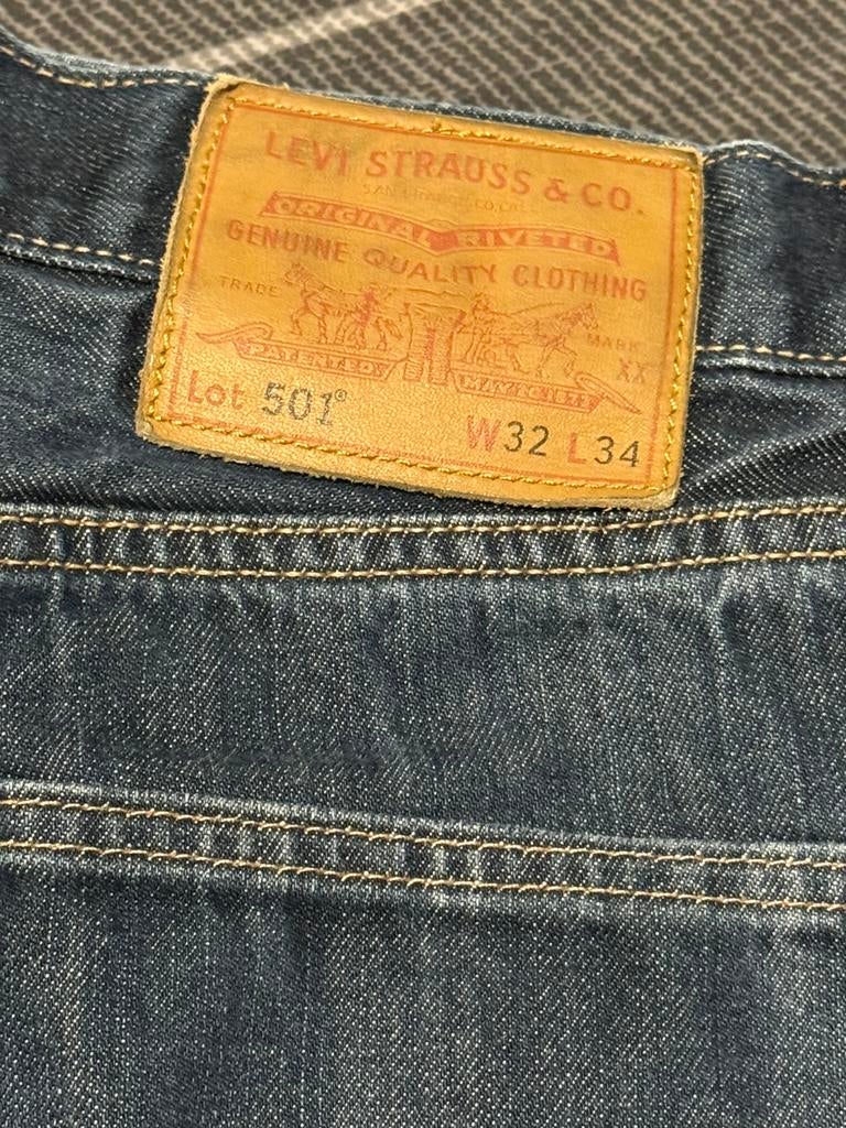 Levi s 501 spijkerbroek 32-34, Ophalen, Zo goed als nieuw, Blauw, W32 (confectie 46) of kleiner
