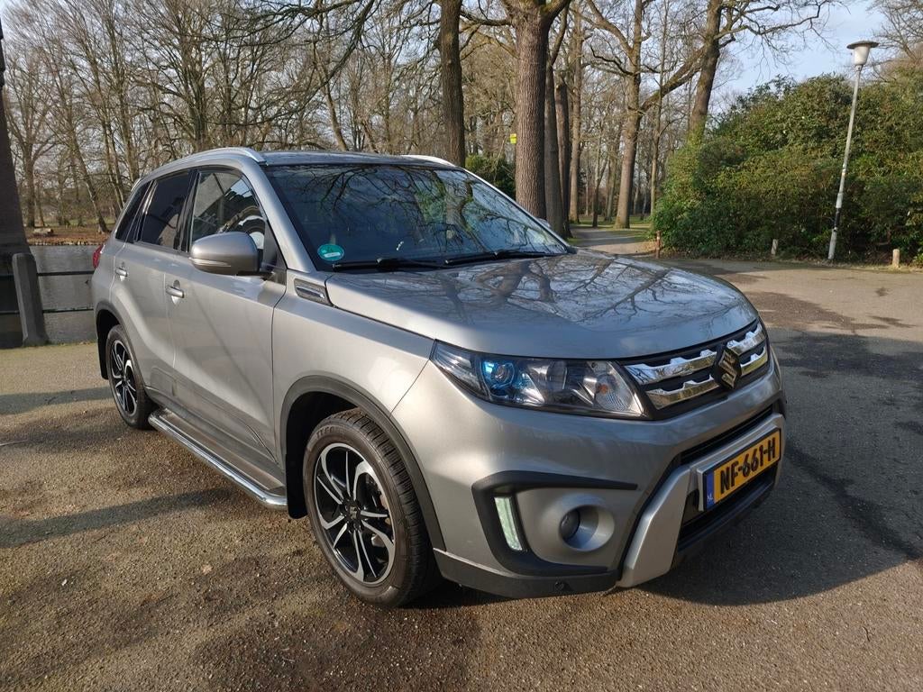 Suzuki Vitara 1.6 VVT 120pk AUTOMAAT / leder , zeer mooi !!, Auto's, Suzuki, Zwart, 4 cilinders, 1095 kg, 400 kg