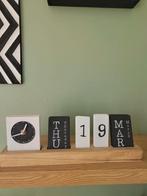 kalender en klok, Ophalen of Verzenden, Zo goed als nieuw