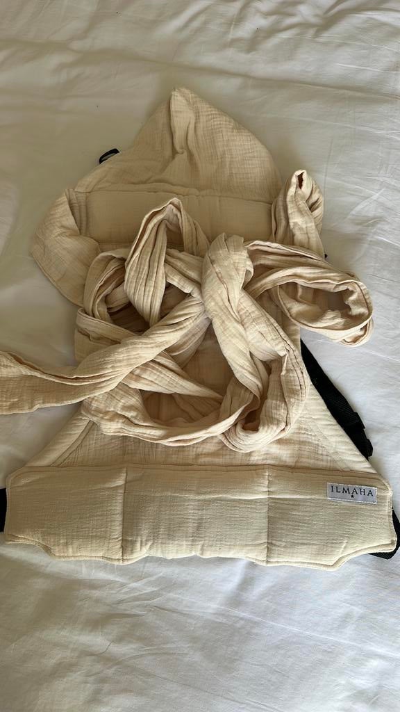 Nieuw! Ilmaha Mei Tai Draagzak Champagne, Kinderen en Baby's, Overige merken, Buik of Rug, Ophalen of Verzenden, Zo goed als nieuw