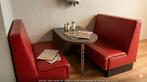 2 Horeca zitbanken met tafel restaurant man cave, Huis en Inrichting, Banken | Bankstellen, Ophalen, Gebruikt, Minder dan 150 cm