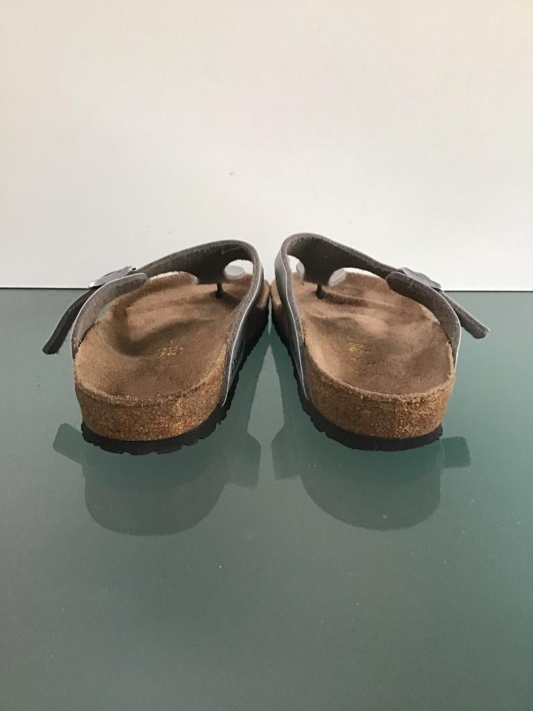 Birkenstock 38 Gizeh zilver slippers | Gratis verzenden, Slippers, Overige kleuren, Verzenden, Zo goed als nieuw
