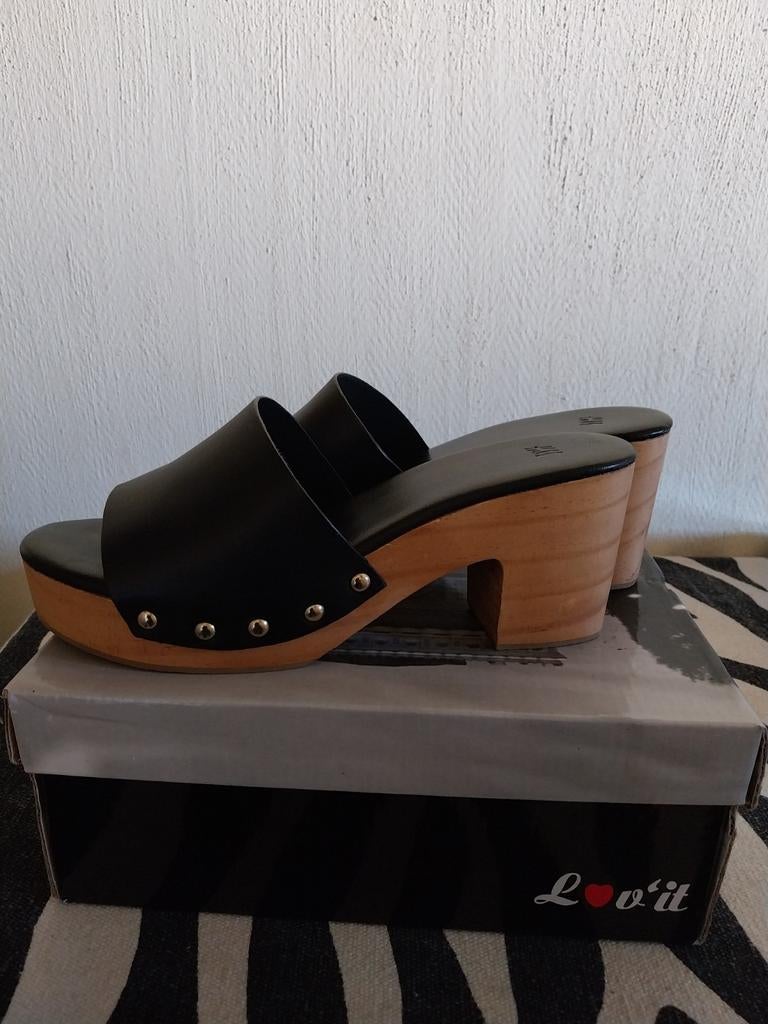 Nieuwe houten Clogs mt.39, Kleding | Dames, Schoenen, Verzenden, Nieuw, Zwart, Sandalen of Muiltjes