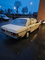 Mercedes w123 1976 automaat, Auto's, 4 cilinders, Particulier, 23 €/maand, Hatchback