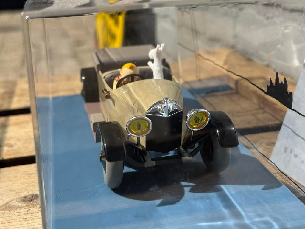 Kuifje Mercedes met Bobbie Auto 1 : 24, Verzamelen, Beeldje of Figuurtje, ., Ophalen of Verzenden, Zo goed als nieuw