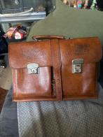 Vintage Leren Schooltas uit de Jaren '70’ Bruin, Sieraden, Tassen en Uiterlijk, Tassen | Schooltassen, Gebruikt, Bruin, Aktetas of Boekentas