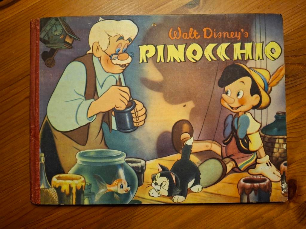 Walt Disney's Pinocchio. Uit 1950., Boeken, Prentenboeken en Plaatjesalbums, Ophalen of Verzenden, Gelezen