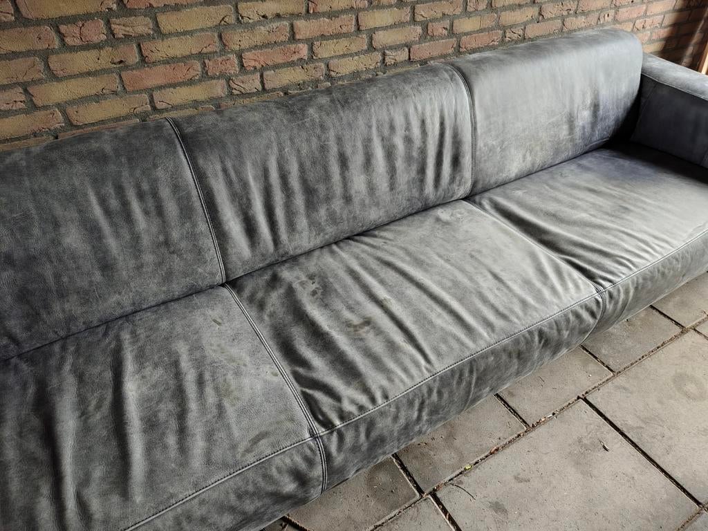 Weg=Weg >> 30 April << Bank Lockhead - Velvet Petrol / Sofa, Huis en Inrichting, Banken | Bankstellen, Ophalen, 250 tot 300 cm