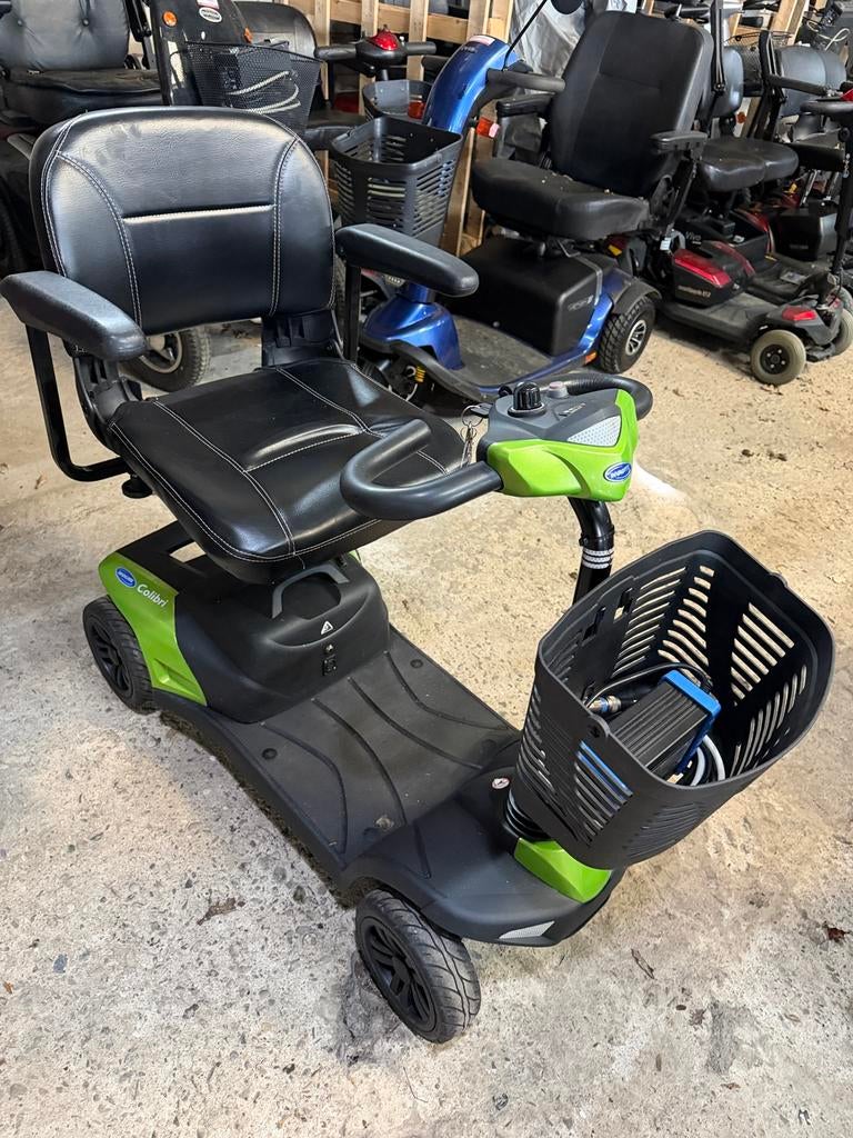 Scootmobiel Partij  Opvouwbaar met nieuw accu’s, Diversen, Brommobielen en Scootmobielen, Ophalen, Zo goed als nieuw, 10 km/u of minder