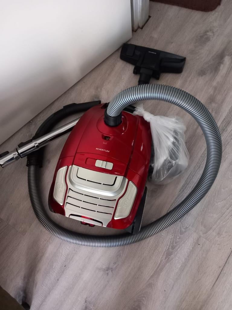 Goedwerkende Inventum Stofzuiger met goede zuigkracht, Witgoed en Apparatuur, Ophalen, Gebruikt, Stofzak, Stofzuiger