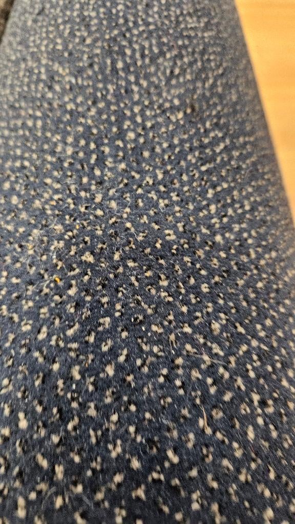 Tapijt met een klein stipje, Ophalen, Overige kleuren, Nieuw, Minder dan 10 m²