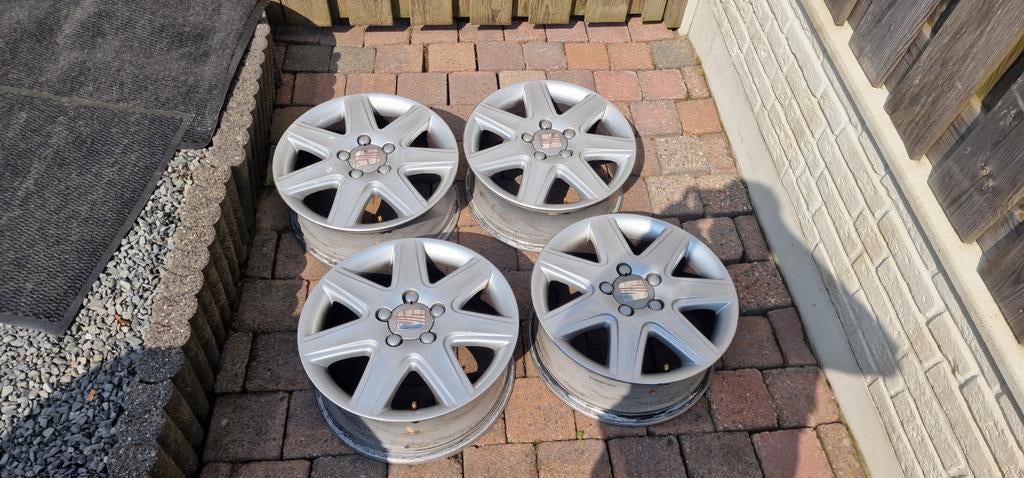Nette set 16 inch velgen te koop voor seat audi vw 5x112!, Auto diversen, Wieldoppen, Ophalen